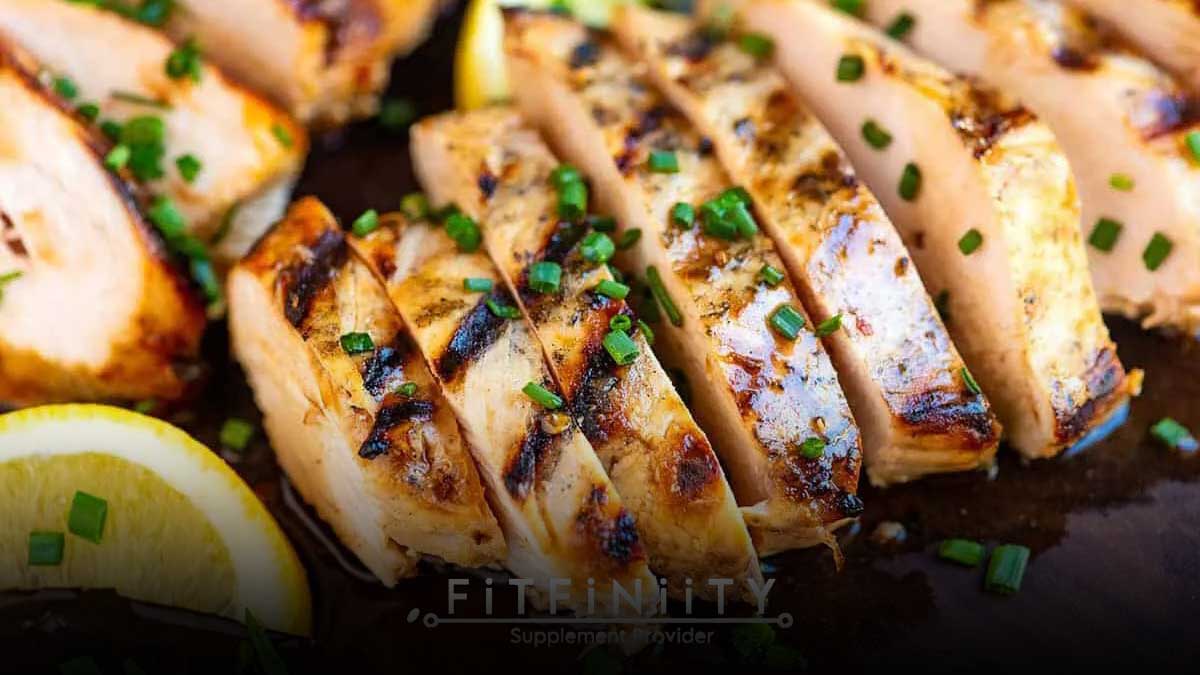 غذای رژیمی با فیله مرغ